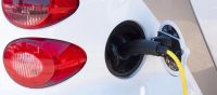 Mit dem E-Auto in den Urlaub: Wo das Laden in Europa am best...